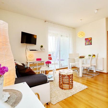 Apartment Vacation In Zadar - Mirna 외부 사진