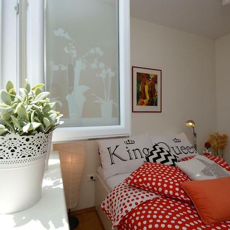 Apartment Vacation In Zadar - Mirna 외부 사진