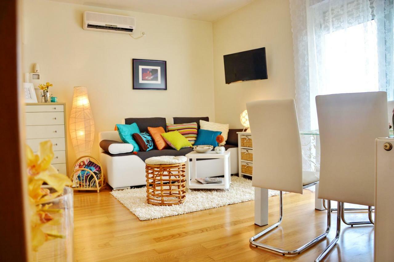 Apartment Vacation In Zadar - Mirna 외부 사진