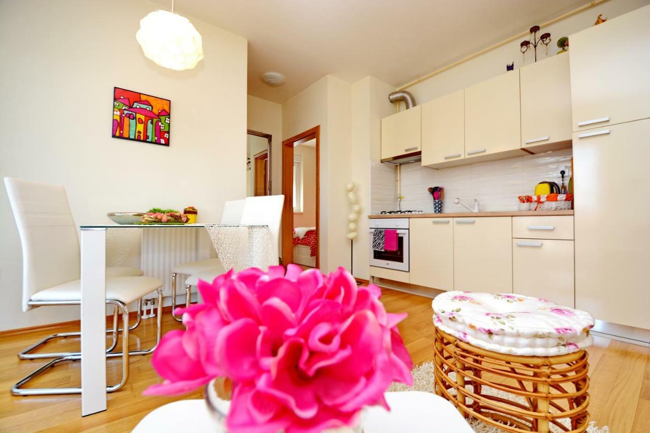 Apartment Vacation In Zadar - Mirna 외부 사진